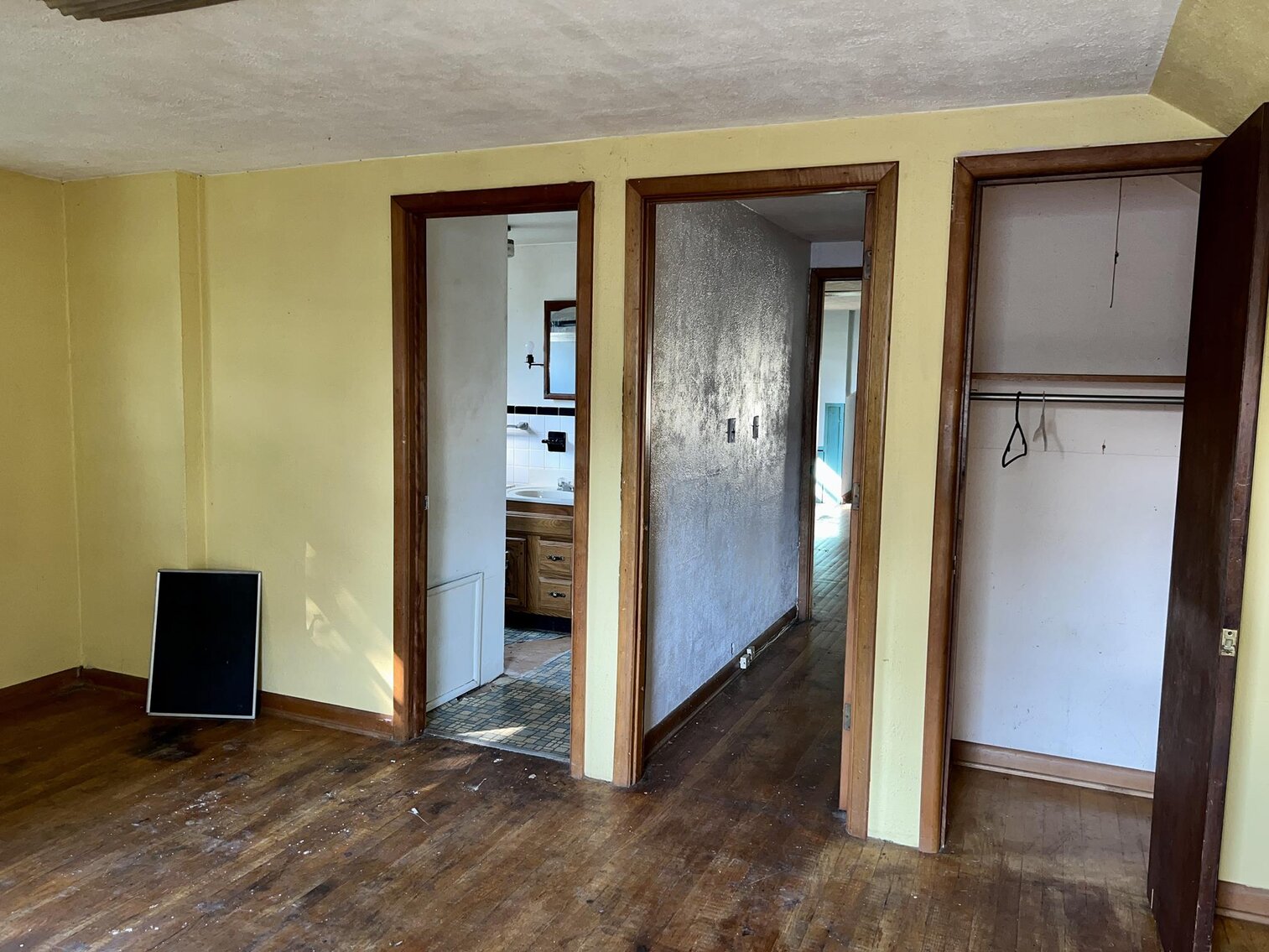 Image for SOLD $85,250 - 4-Bedroom Brick Home