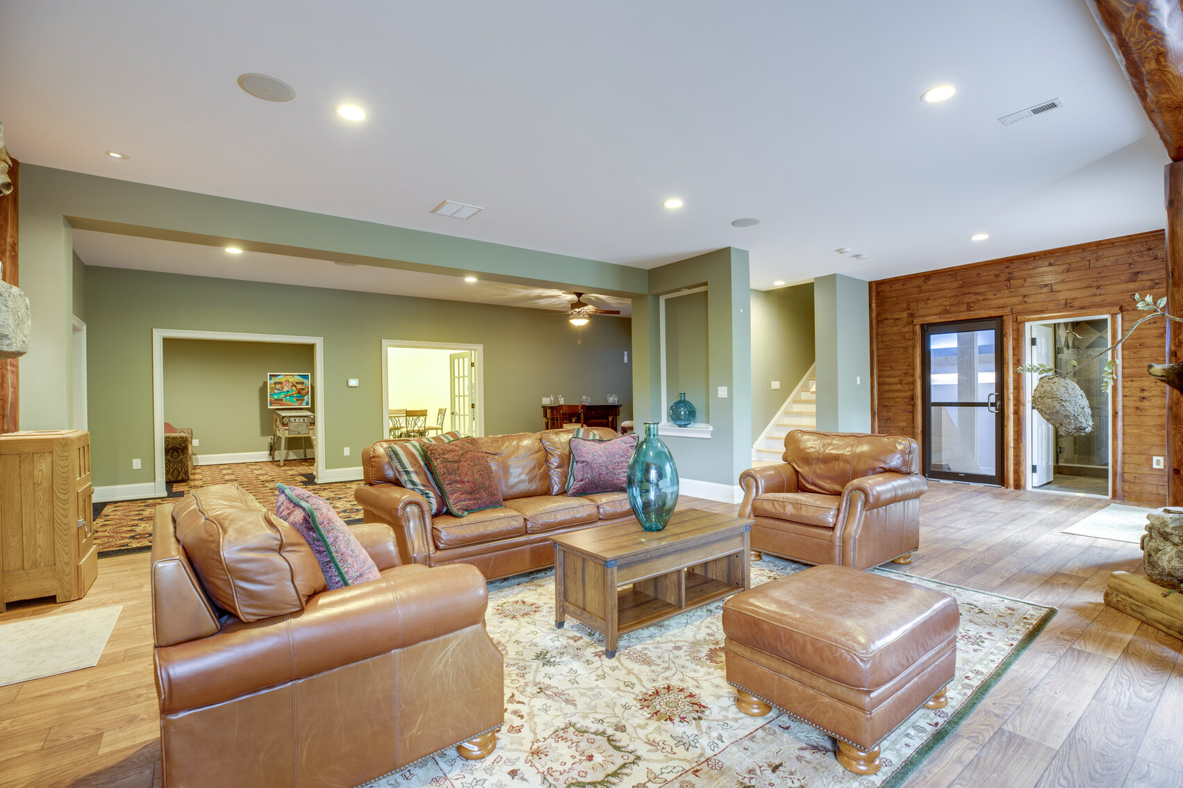 Image for 15,000 SF Luxury Springfield Mansion, Downsizing Online Auction