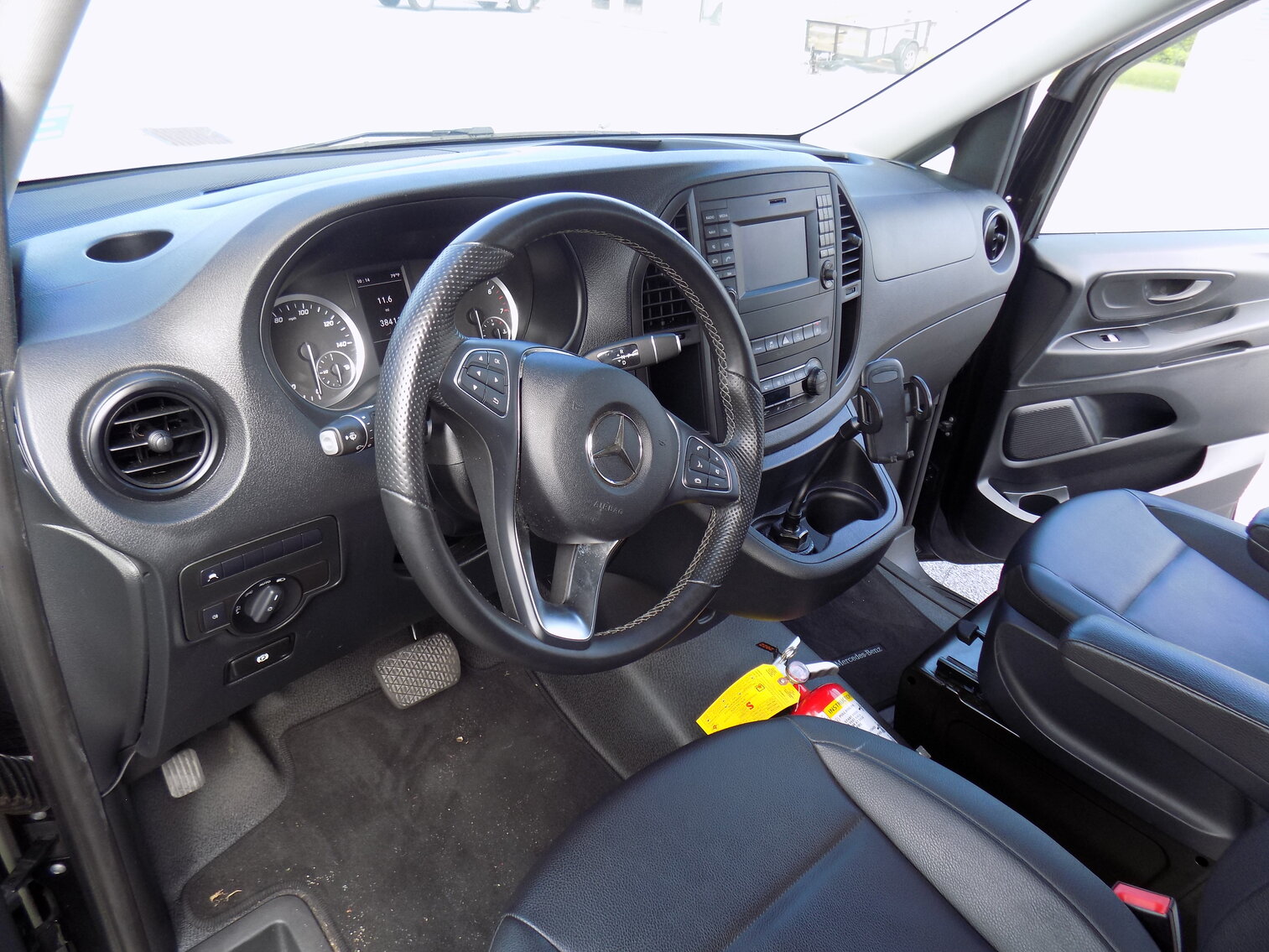 Image for (3) 2020 Mercedes-Benz Metris Vans