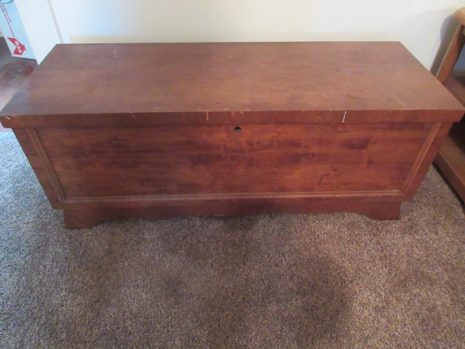 Image for Washington, PA – Estate of Raymond Plants: Quality Furniture, Roseville Pottery, Glassware, Collectibles, and More!