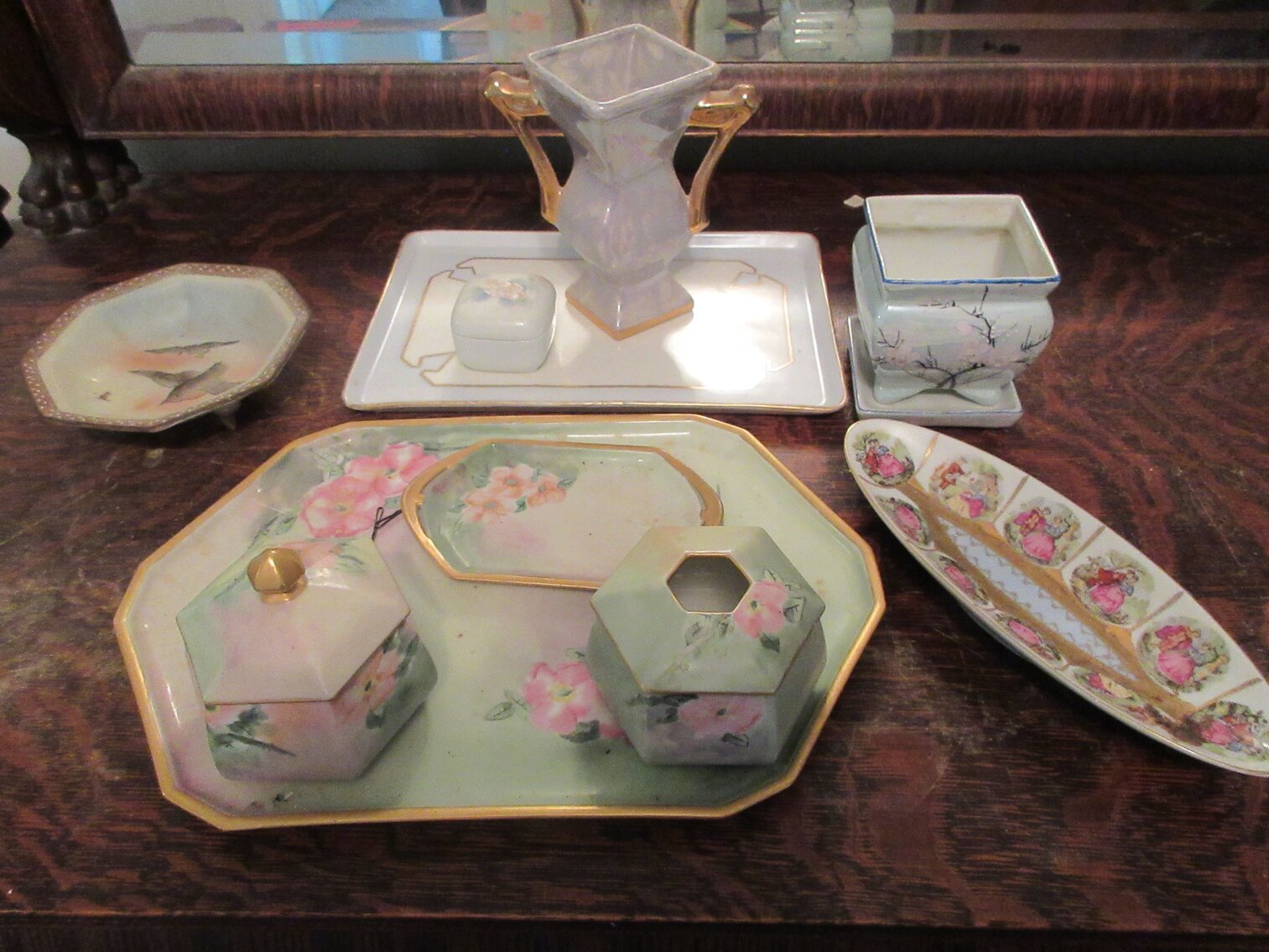 Image for Washington, PA – Estate of Raymond Plants: Quality Furniture, Roseville Pottery, Glassware, Collectibles, and More!