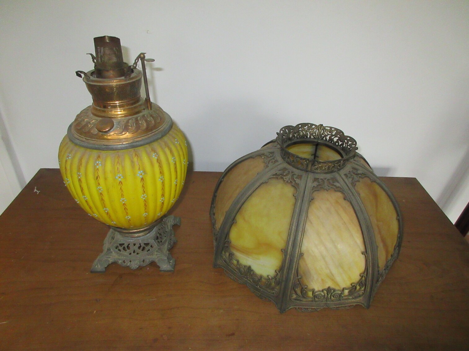 Image for Washington, PA – Estate of Raymond Plants: Quality Furniture, Roseville Pottery, Glassware, Collectibles, and More!