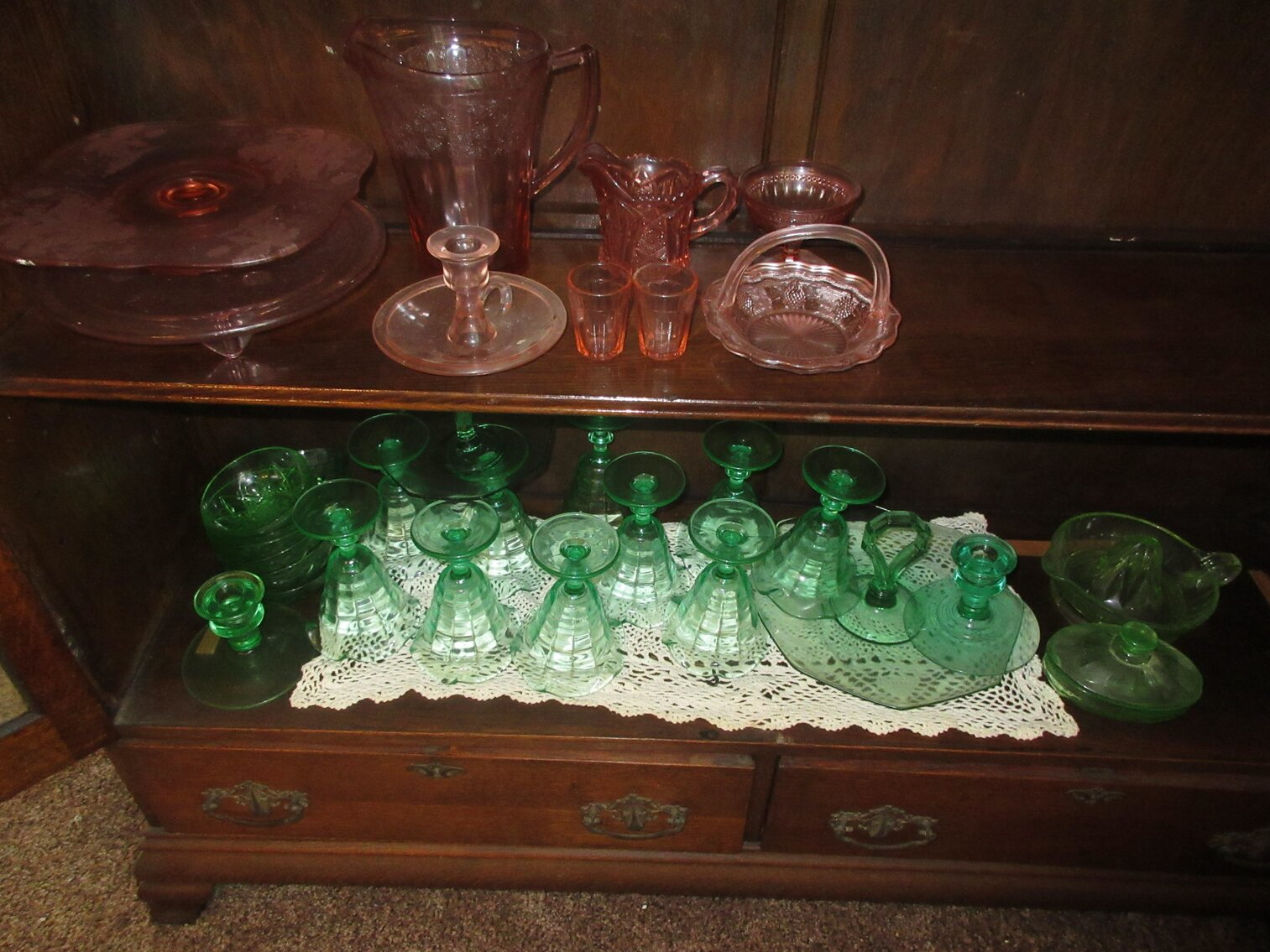 Image for Washington, PA – Estate of Raymond Plants: Quality Furniture, Roseville Pottery, Glassware, Collectibles, and More!