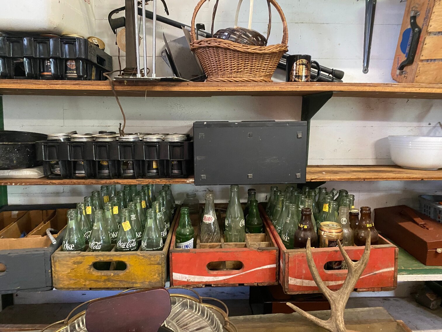 Image for Washington, PA – ’55 GM Bus, HD Memorabilia, Knives, Antiques, Collectibles, and more!