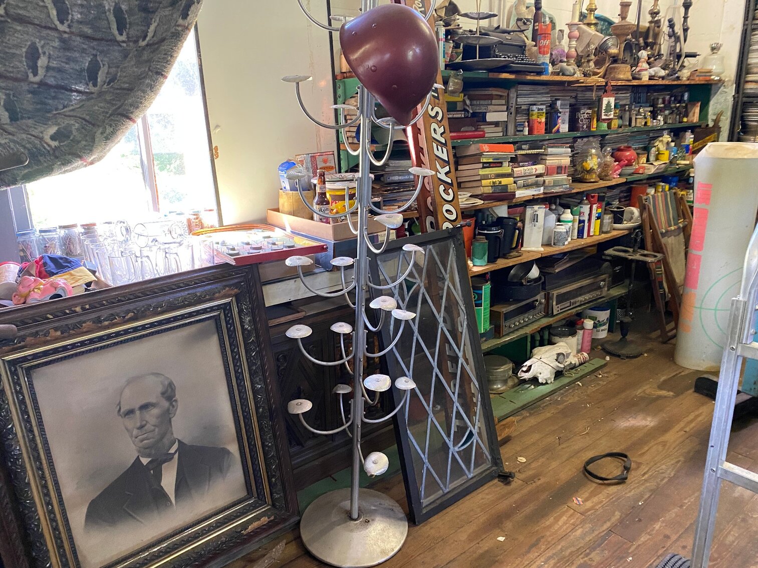 Image for Washington, PA – ’55 GM Bus, HD Memorabilia, Knives, Antiques, Collectibles, and more!