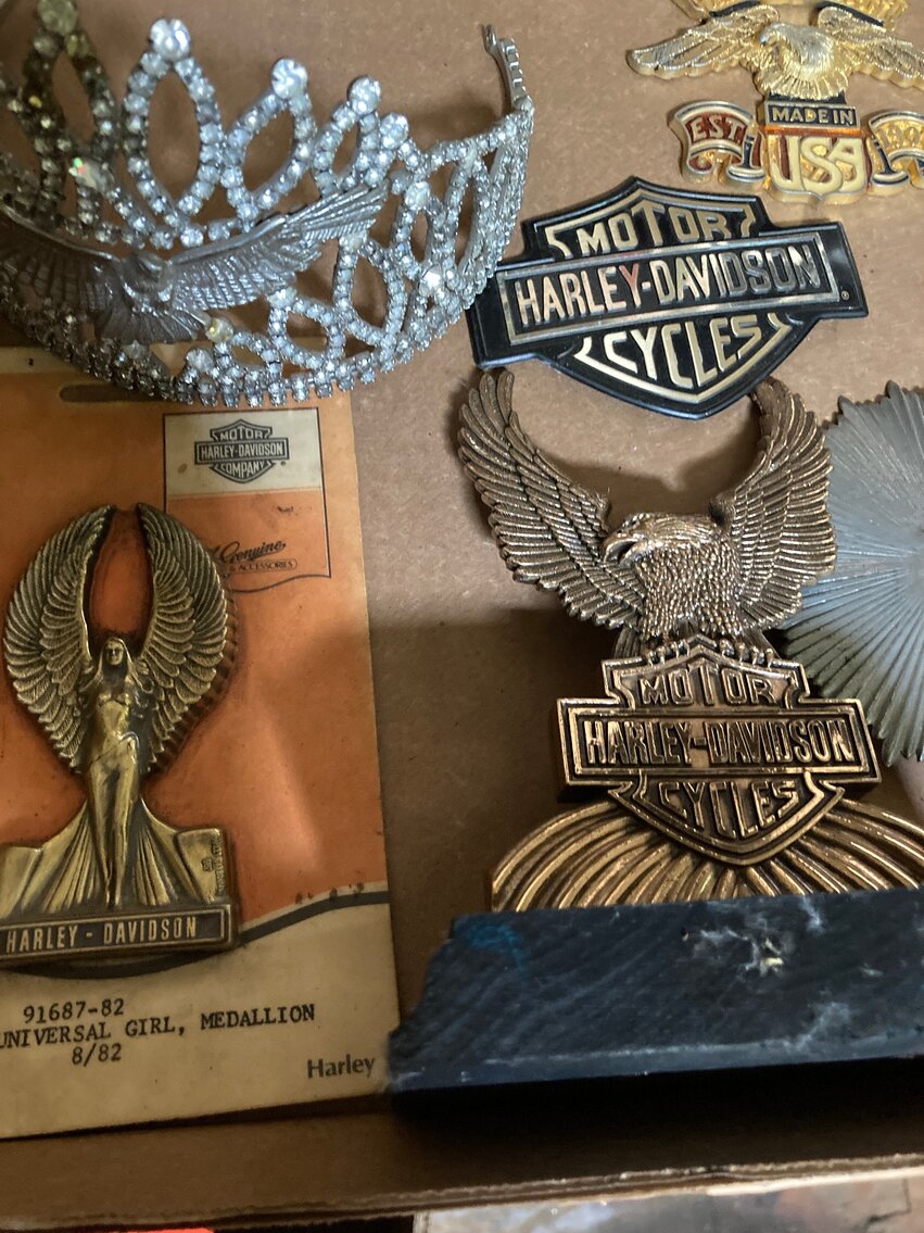 Image for Washington, PA – ’55 GM Bus, HD Memorabilia, Knives, Antiques, Collectibles, and more!