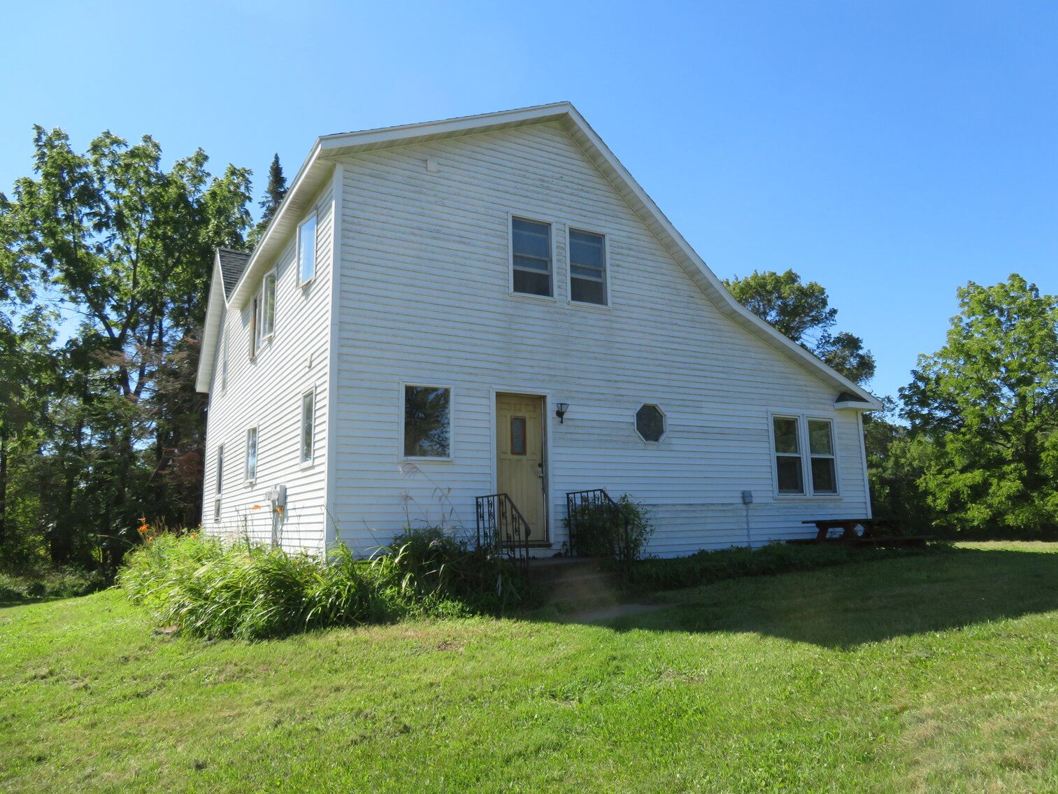 Image for Well-Kept Hobby Farm on 8+ Acres- Live & Online Real Estate Auction