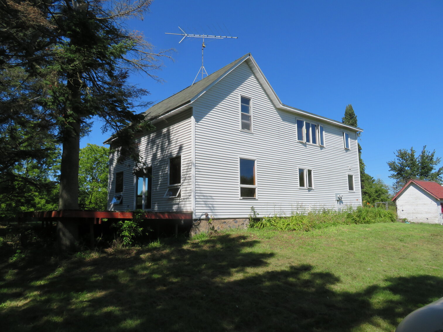 Image for Well-Kept Hobby Farm on 8+ Acres- Live & Online Real Estate Auction