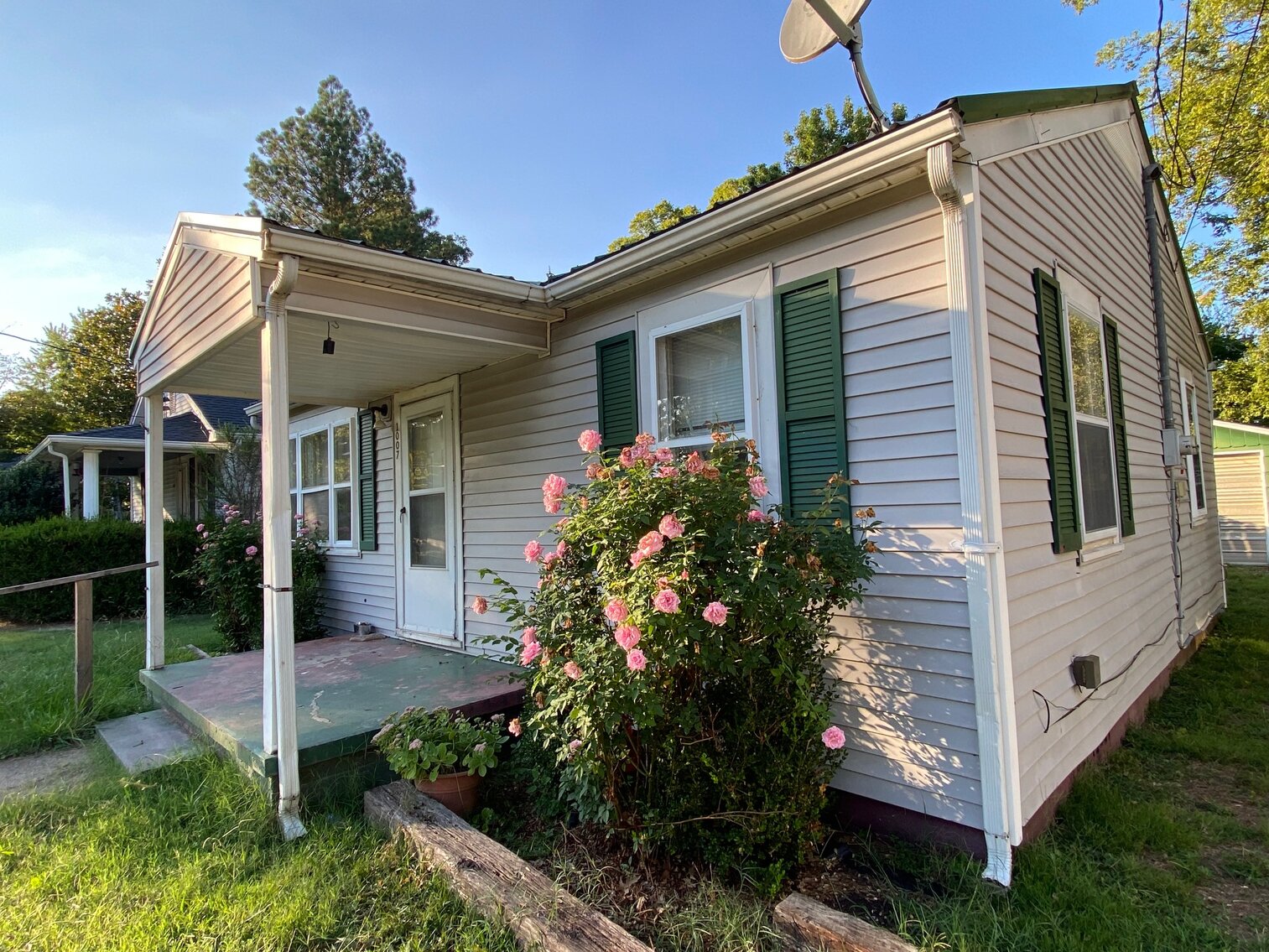 Image for ABSOLUTE ESTATE AUCTION 1007 HILL STREET