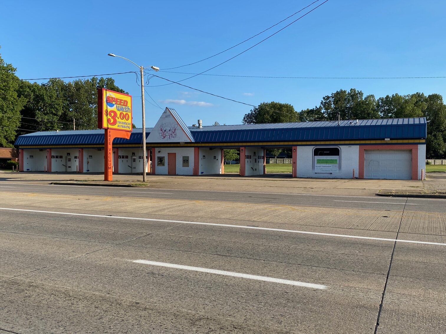 Image for ABSOLUTE AUCTION 2500 PARK AVE