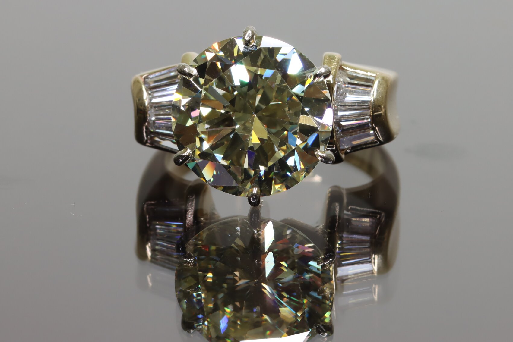 Image for Fine Jewelry and Silver | Fine Art Day 2 | September 28, 2022 at 10:00 AM