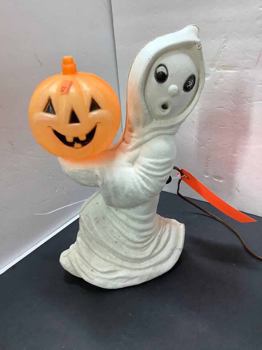 Image for Furniture, collectibles, household-Main front half