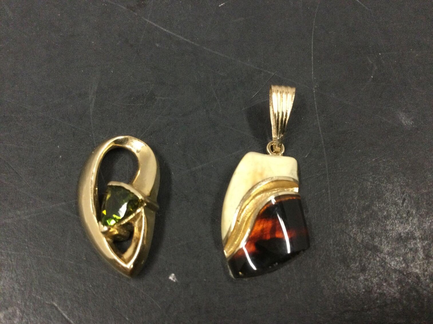 Image for Furniture, collectibles, household-Main front half