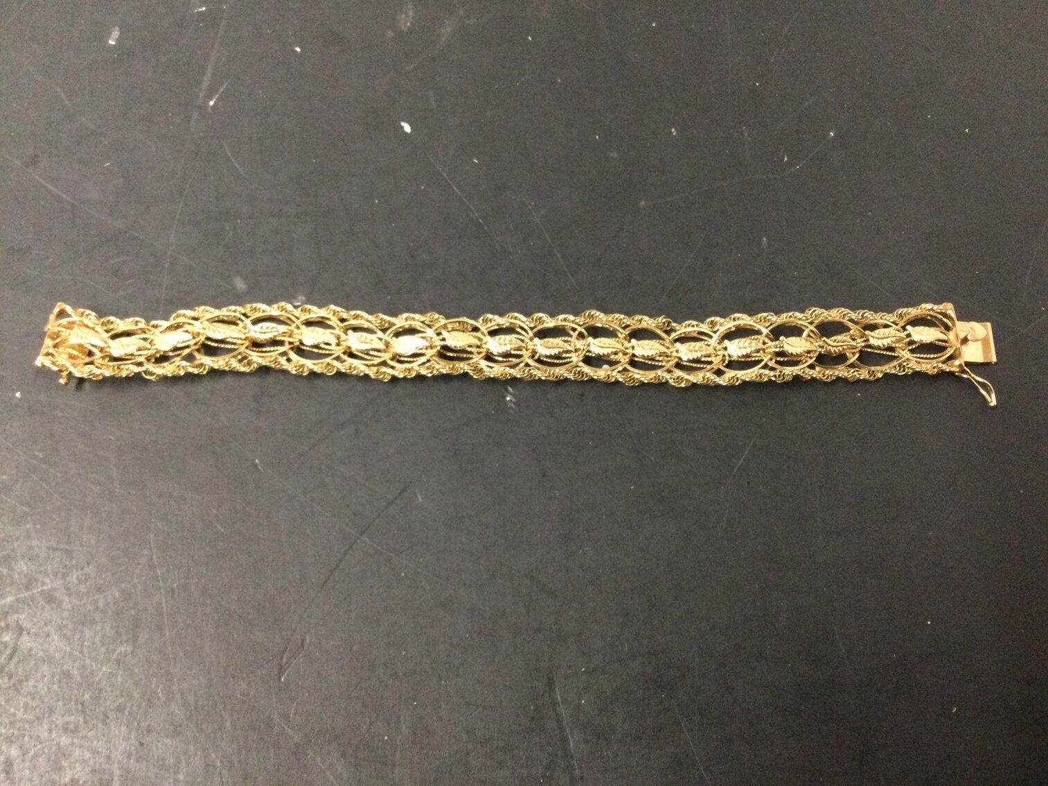 Image for Furniture, collectibles, household-Main front half