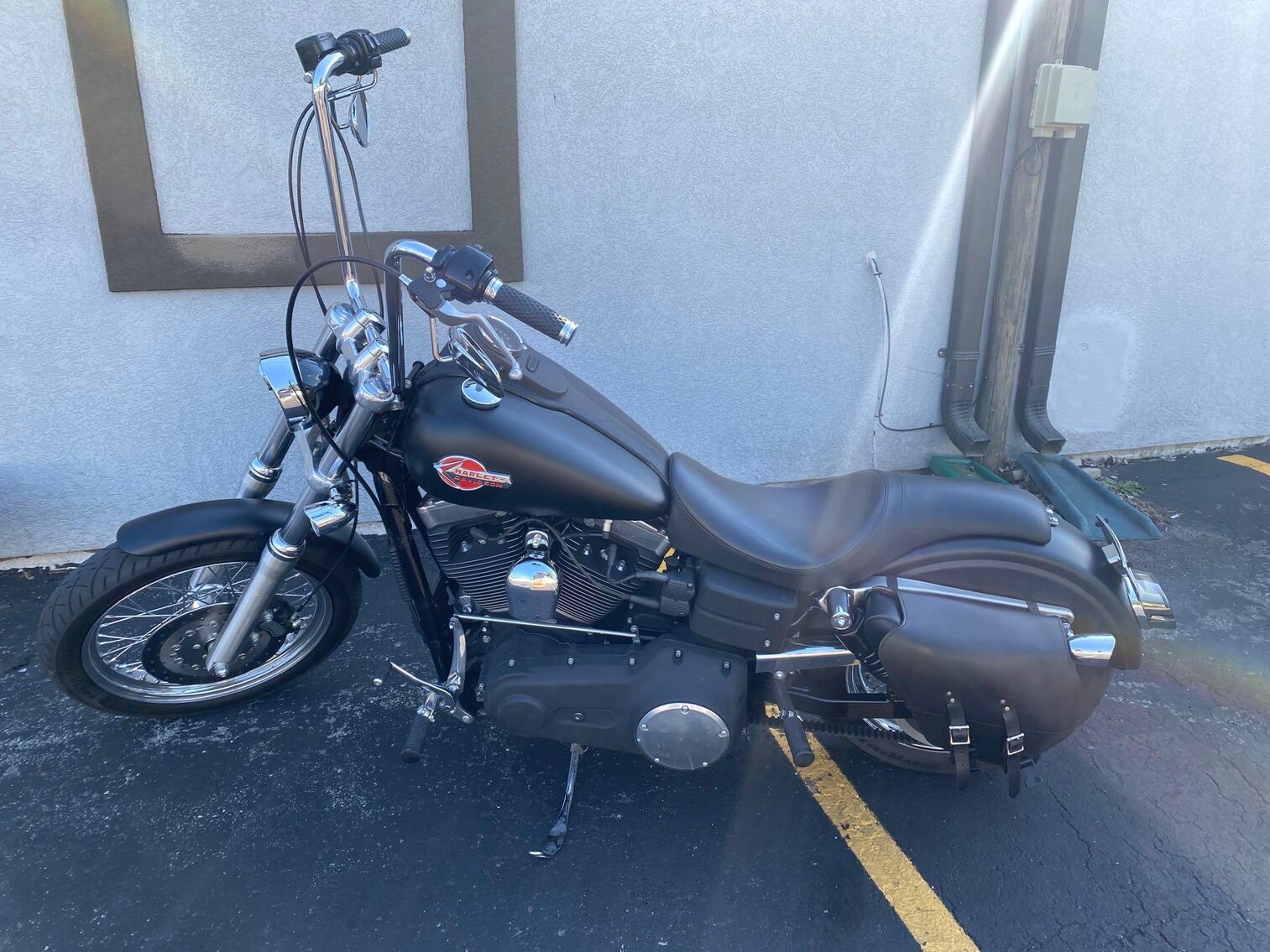 Image for Furniture, collectibles, household-Main front half