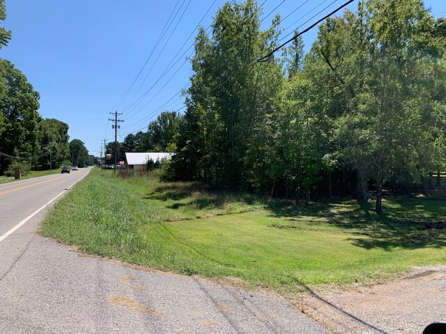 Image for Commercial Building - 7,658 sq ft on 2 acres - Skating Center