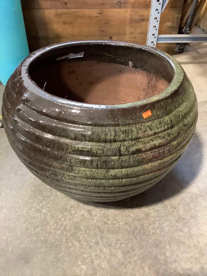 Image for Furniture, collectibles, household-New North