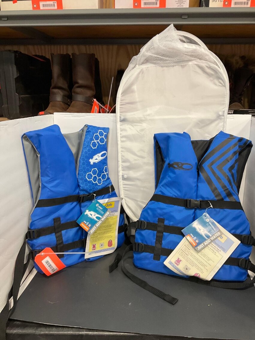 Image for Furniture, collectibles, household-New North