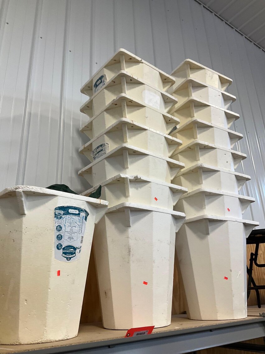 Image for Furniture, collectibles, household-New North