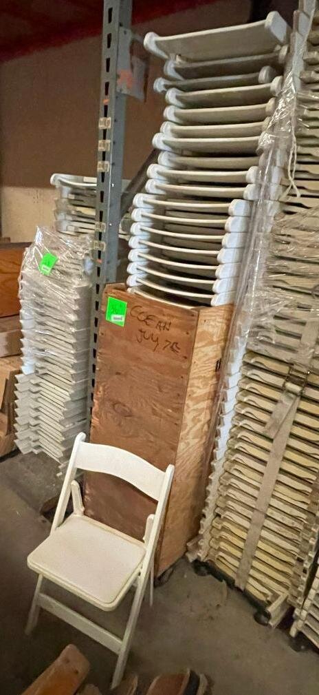 Image for 190 Chiavari Even Chairs, 150 Event Chairs - Online Auction
