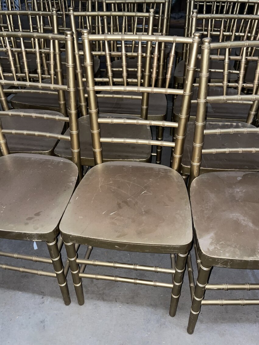 Image for 190 Chiavari Even Chairs, 150 Event Chairs - Online Auction