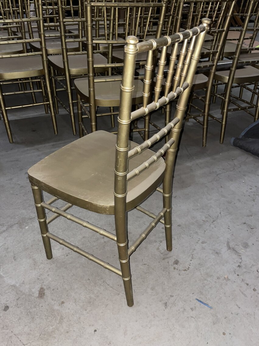 Image for 190 Chiavari Even Chairs, 150 Event Chairs - Online Auction
