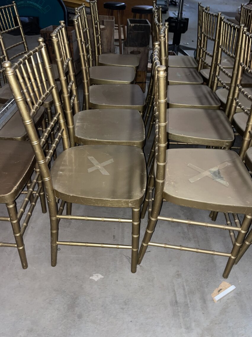 Image for 190 Chiavari Even Chairs, 150 Event Chairs - Online Auction