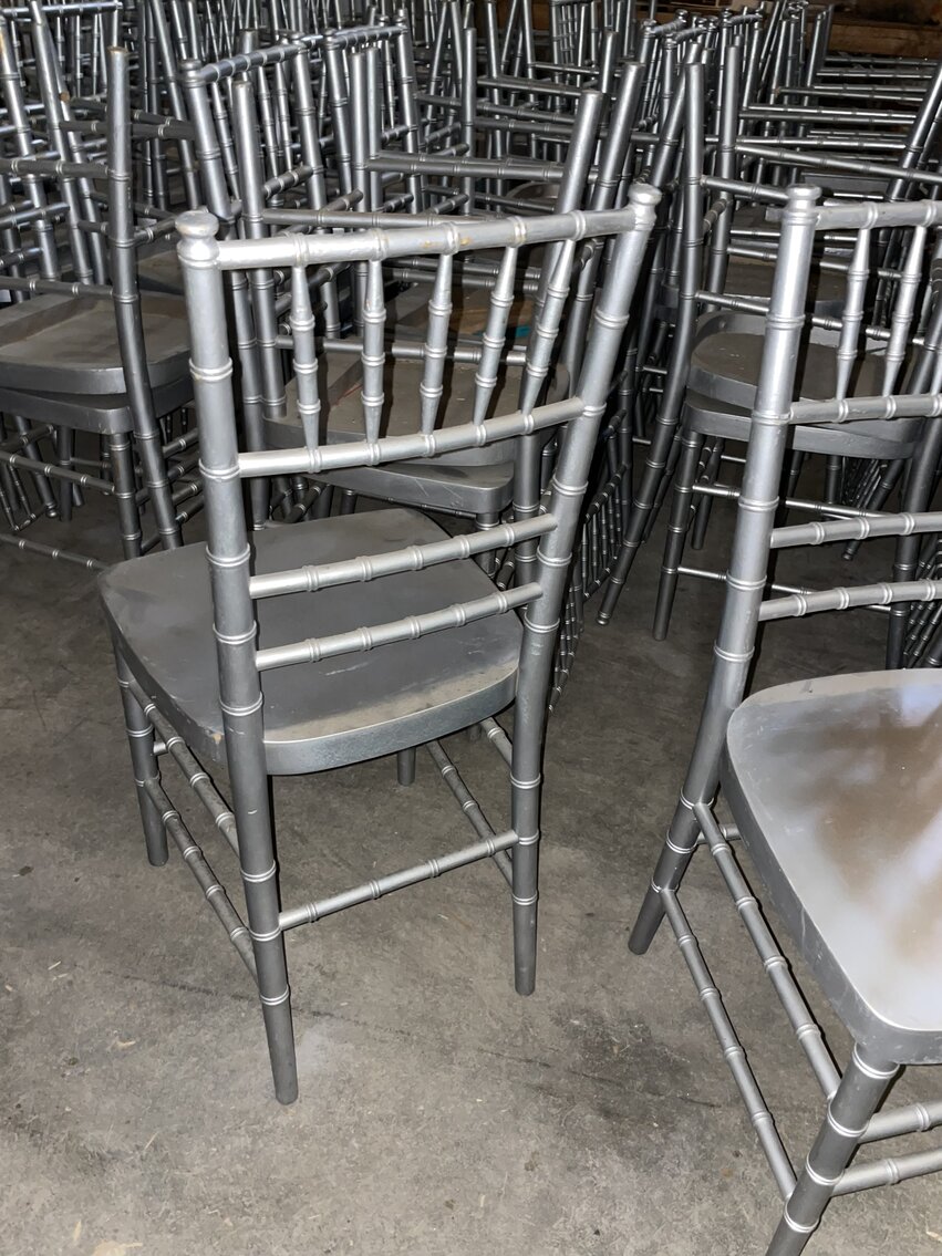 Image for 190 Chiavari Even Chairs, 150 Event Chairs - Online Auction