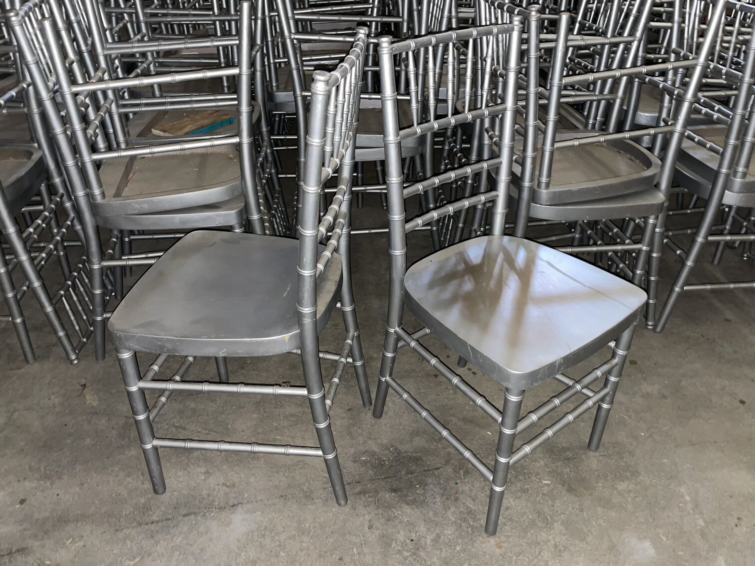 Image for 190 Chiavari Even Chairs, 150 Event Chairs - Online Auction
