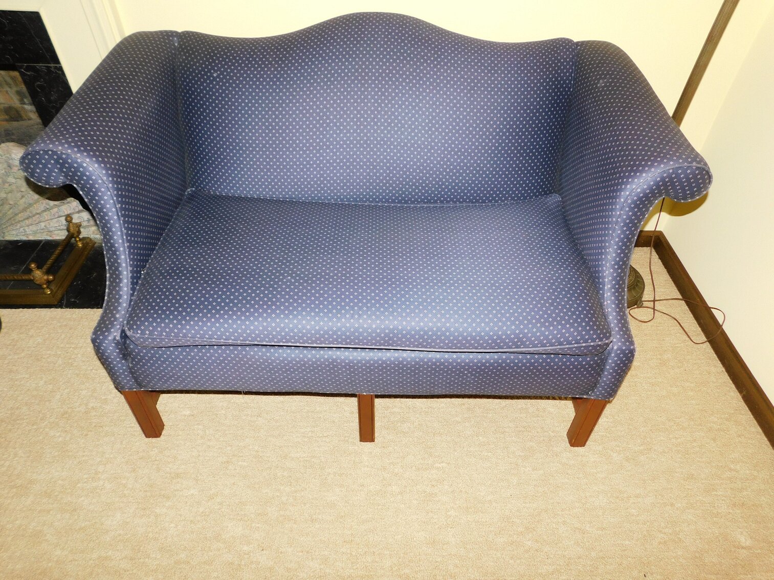 Elkins, WV Moving Auction Nice Furniture, Household Items, Décor