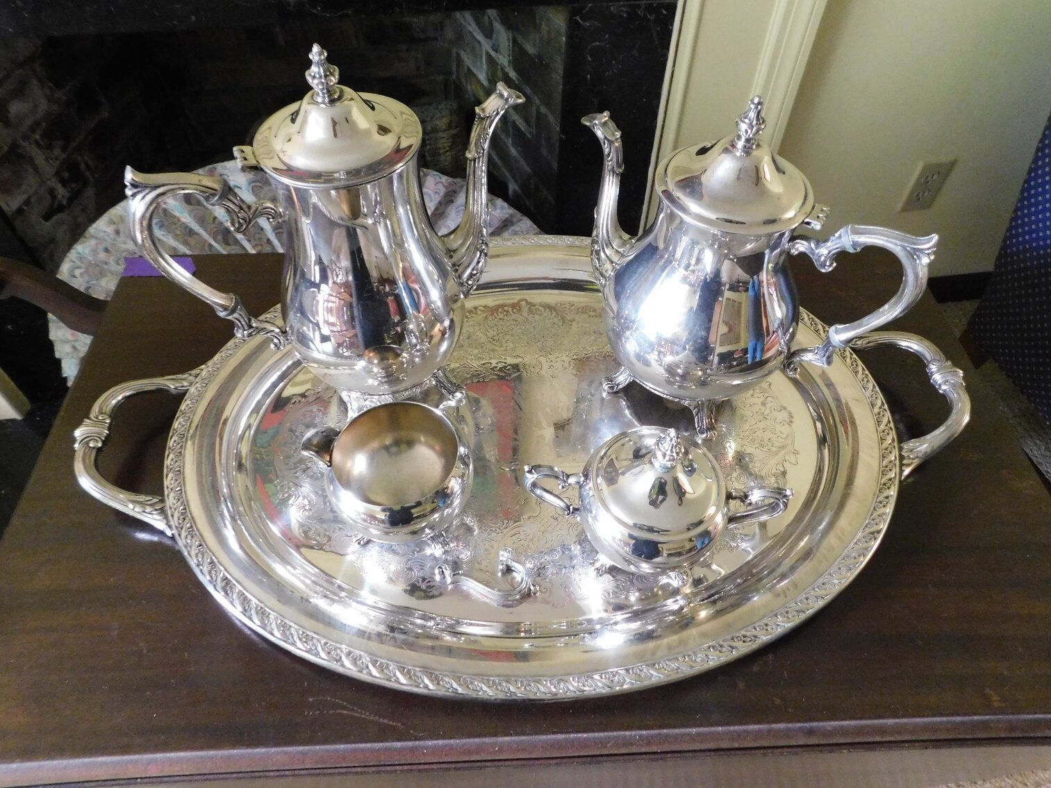 Elkins, WV Moving Auction Nice Furniture, Household Items, Décor