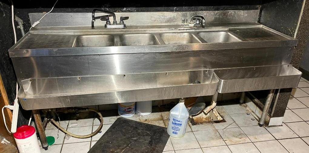 Image for Boondockers Bar, Restaurant & Sand Volleyball Business Liquidation Online Auction