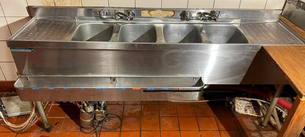 Image for Boondockers Bar, Restaurant & Sand Volleyball Business Liquidation Online Auction