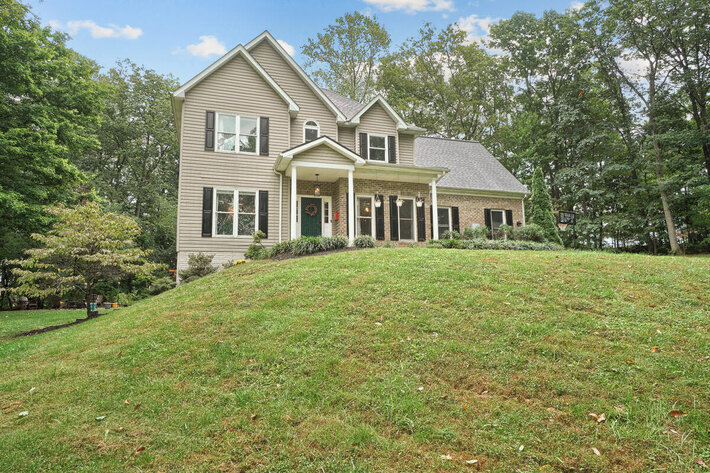 Image for Beautiful 5-Bedroom, 3.5 Bathroom Colonial with with Detached 6,000 +/- sf Service Garage on 4.2 +/- acres | Mount Airy, MD, | Accelerated Sale!