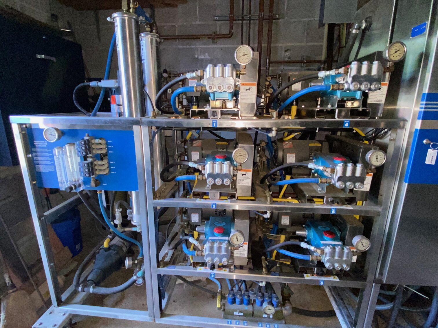 Image for ABSOLUTE AUCTION 2500 PARK AVE