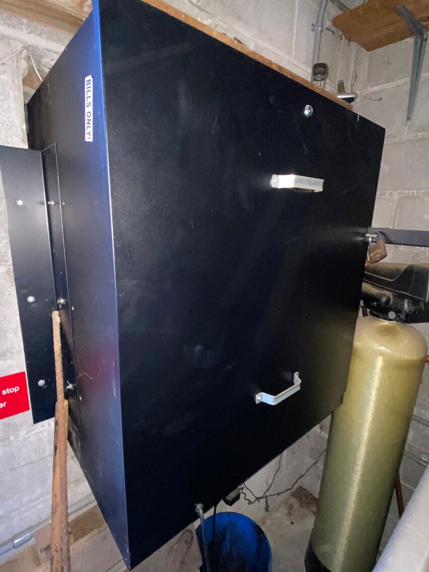 Image for ABSOLUTE AUCTION 2500 PARK AVE