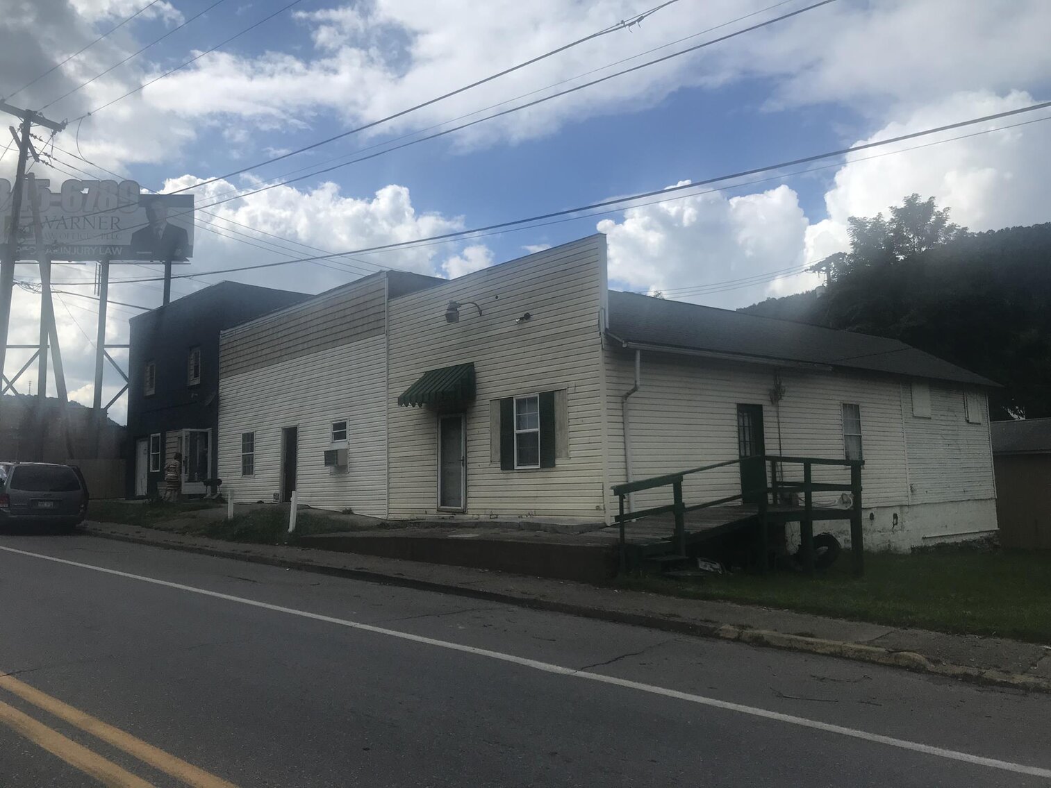 6 Unit Apartment Complex in Cabin Creek