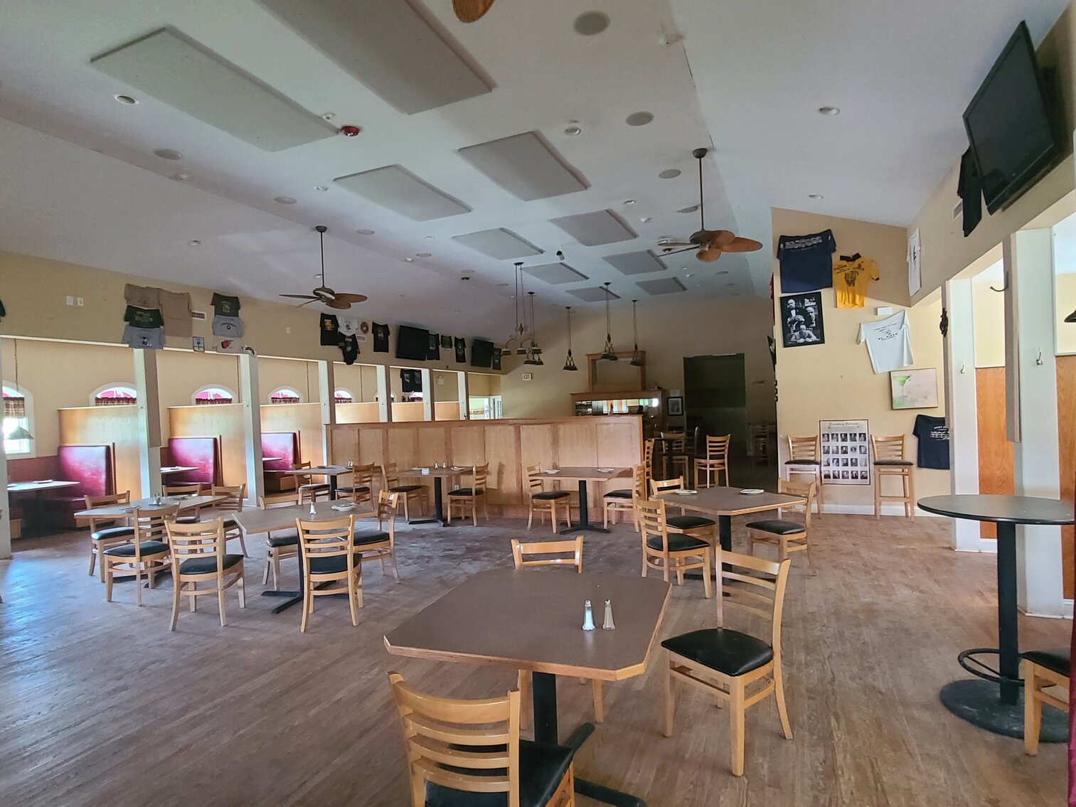 Image for Seller Ordered Online Auction - Former 7,658 +/- SF Restaurant/Tavern on 1.32 +/- Acres in Corbin City, Atlantic County