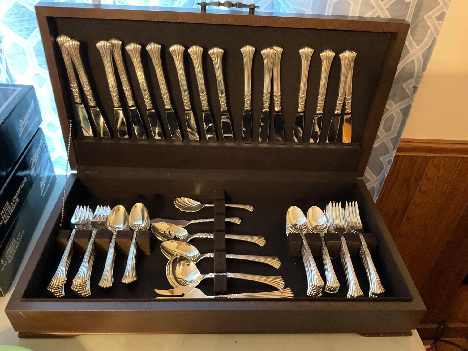 Image for Furniture, Collectibles, Househol-Chardonnay Ct