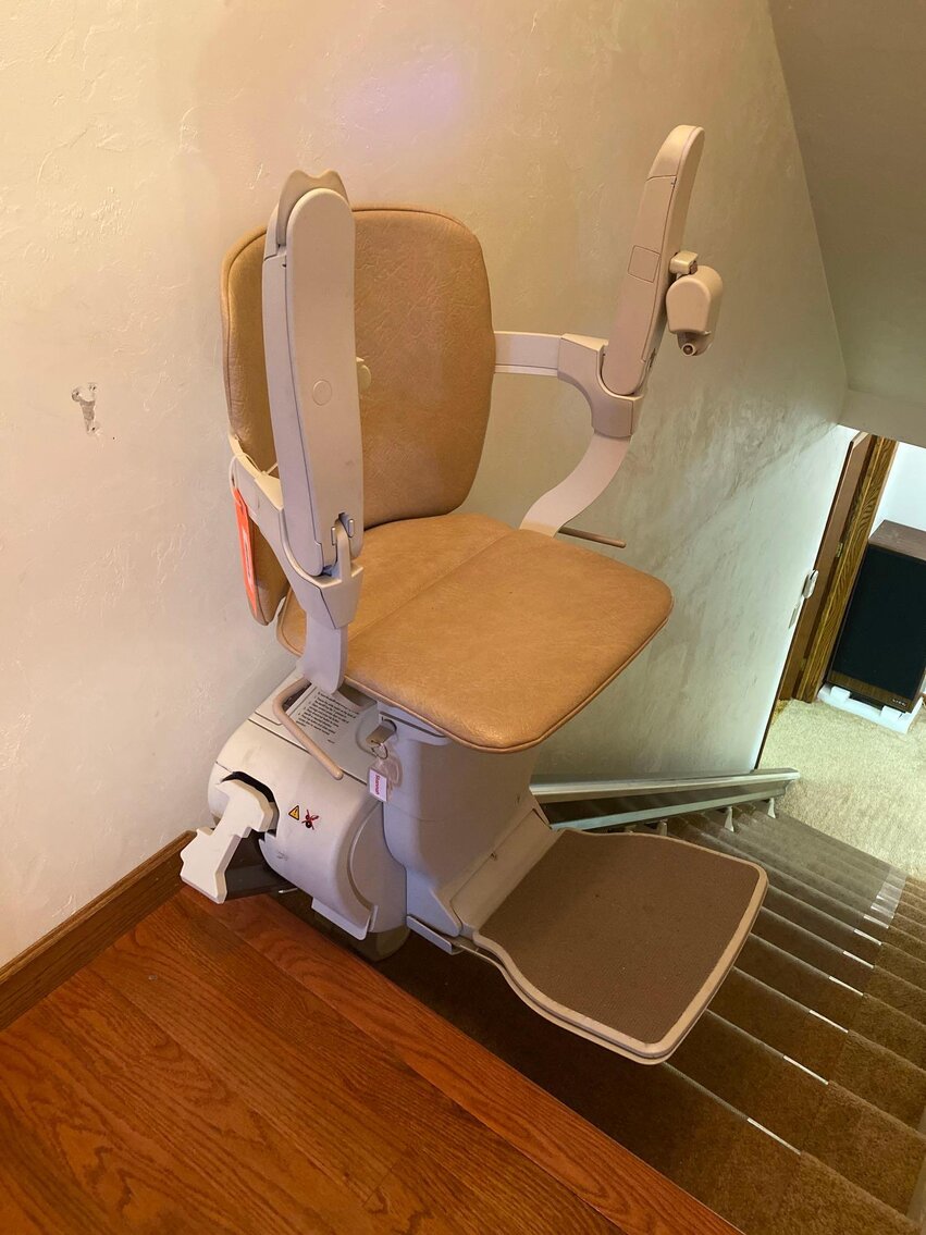 Image for Furniture, Collectibles, Househol-Chardonnay Ct