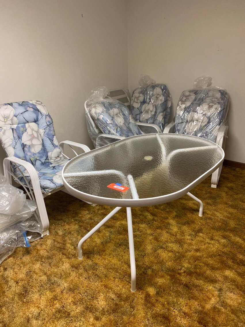 Image for Furniture, Collectibles, Househol-Chardonnay Ct