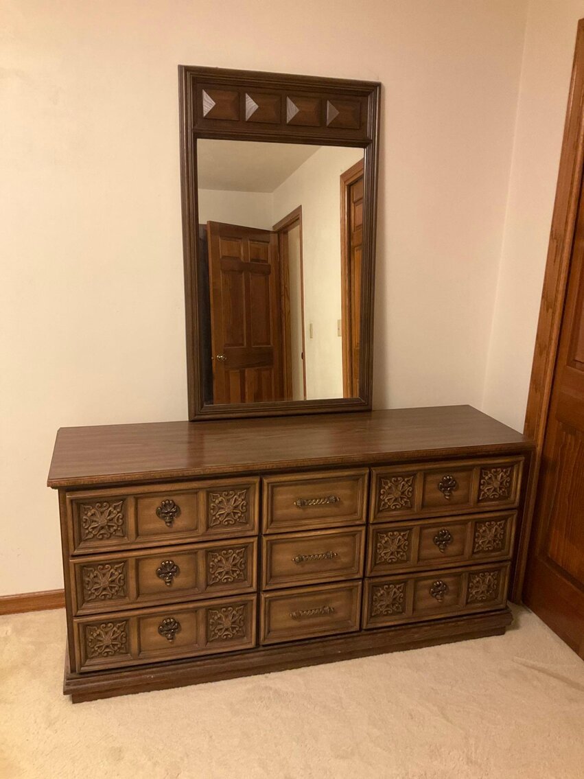 Image for Furniture, Collectibles, Househol-Chardonnay Ct