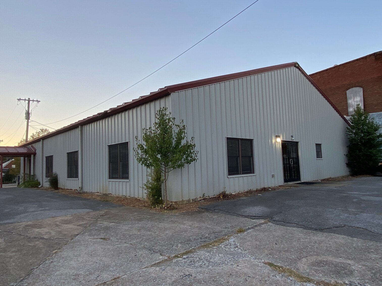 ABSOLUTE AUCTION 1204 MAIN STREET BENTON KENTUCKY