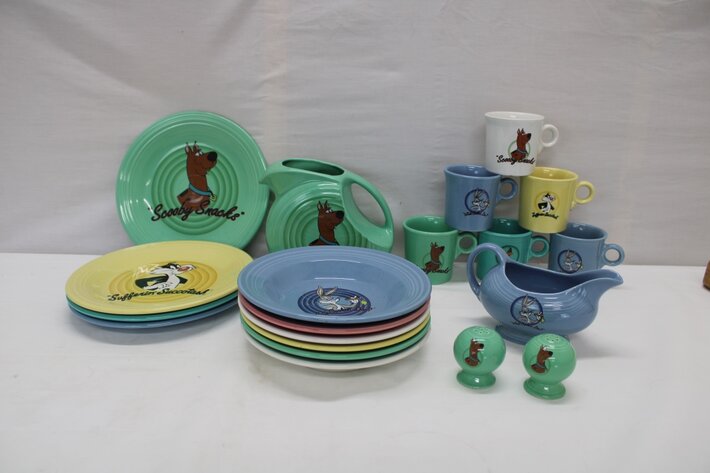 Image for St. Louis Cardinal Baseball Memorabilia, Disney, Warner Bros., Stoneware Crocks, Advertising Lights, Advertising, & More Online Only Auction