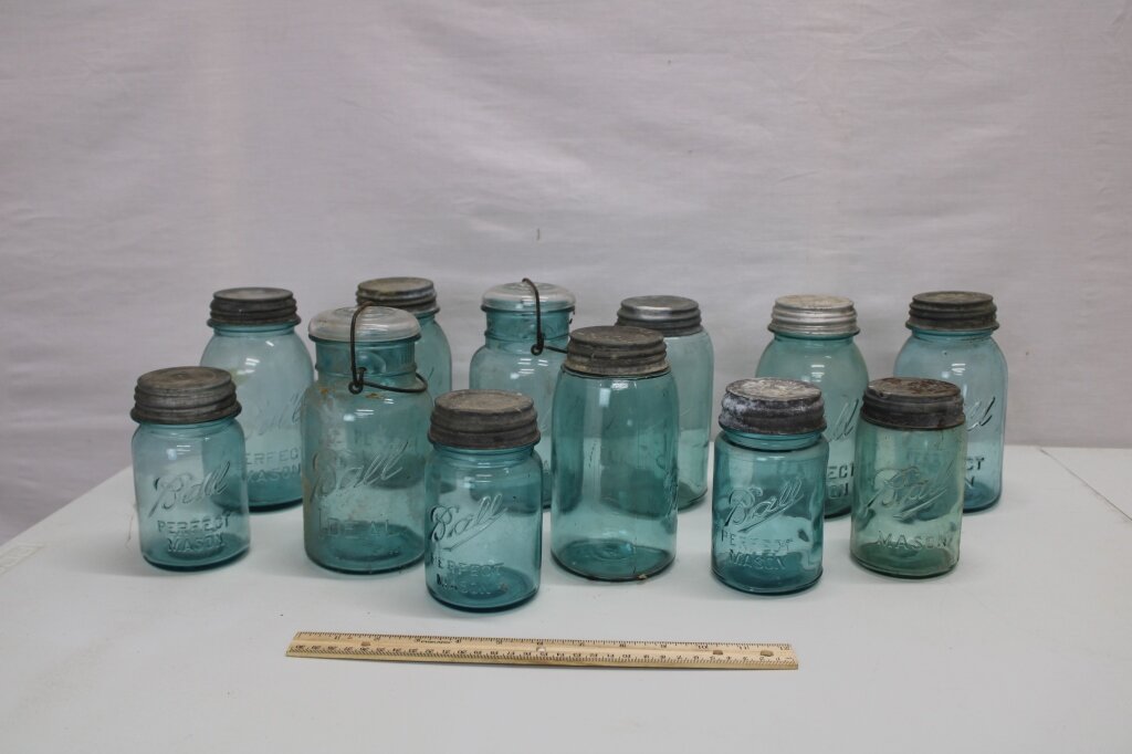 Image for St. Louis Cardinal Baseball Memorabilia, Disney, Warner Bros., Stoneware Crocks, Advertising Lights, Advertising, & More Online Only Auction