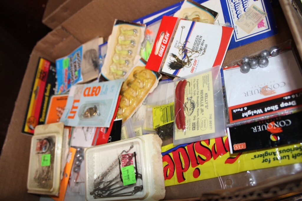 Image for St. Louis Cardinal Baseball Memorabilia, Disney, Warner Bros., Stoneware Crocks, Advertising Lights, Advertising, & More Online Only Auction