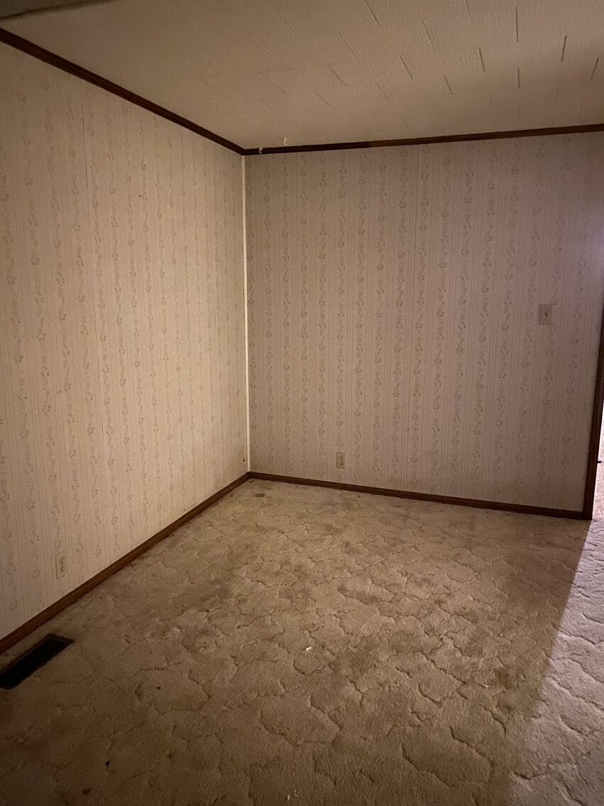 Image for SOLD $55,000 - 3 Bedroom Oak Hill Home