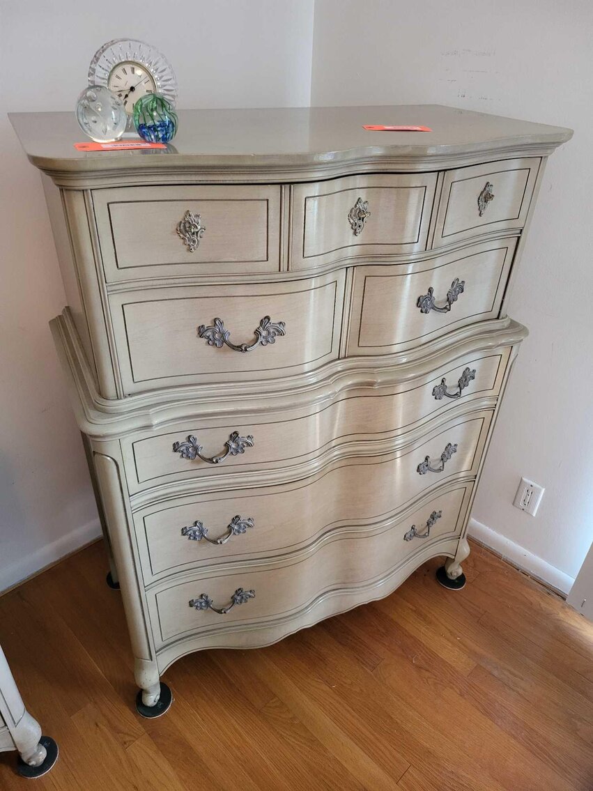 Image for Furniture, collectibles, household-Waubenoor