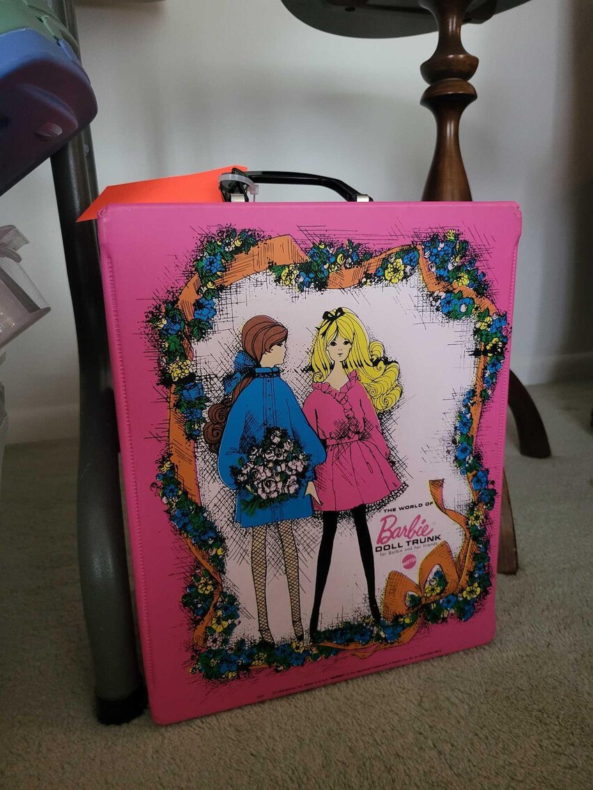 Image for Furniture, collectibles, household-Waubenoor