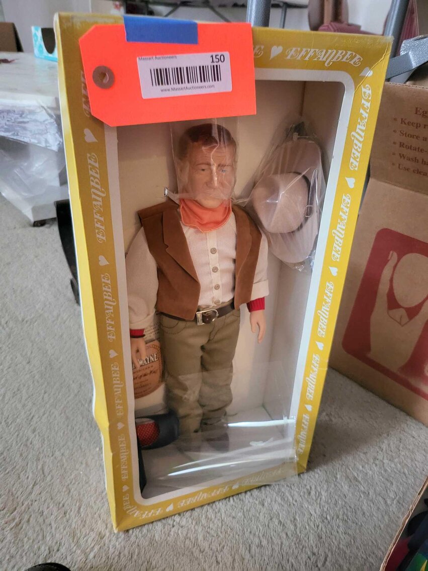 Image for Furniture, collectibles, household-Waubenoor